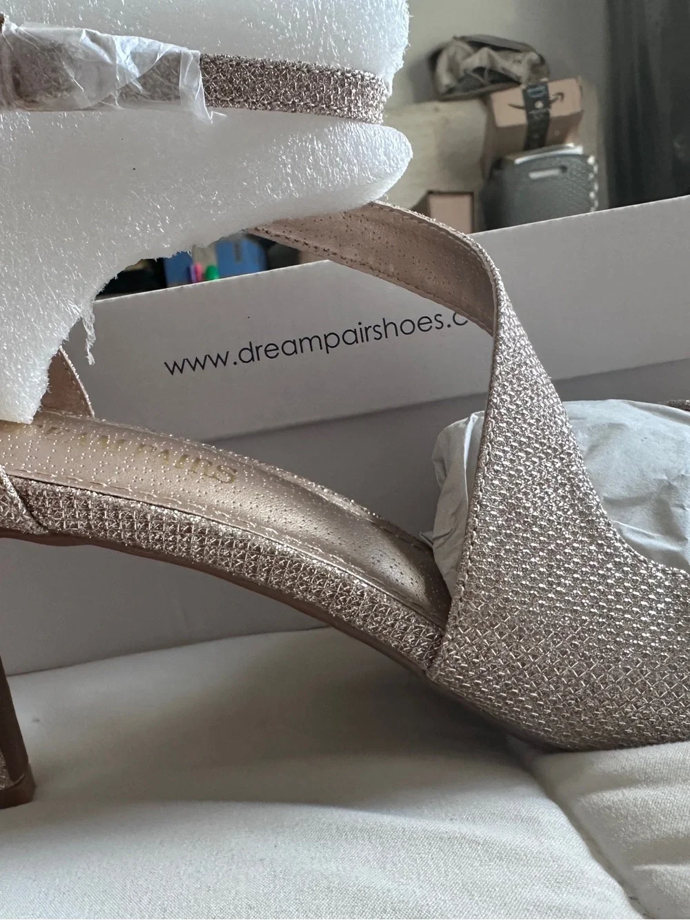 Dream Pairs Women’s Gold Glitter Strappy Ankle Strap Peep Toe Stiletto 10